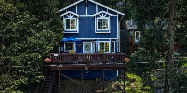 23559 Lake