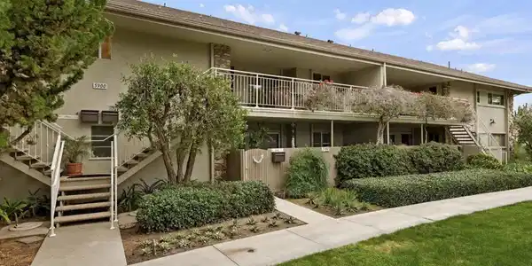 5900 Encina Road