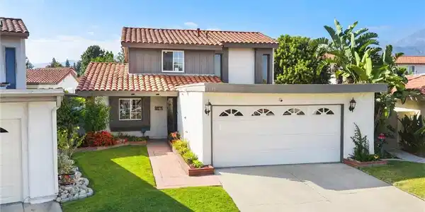 1371 Orchard Circle