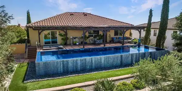 3294 Summit Ridge