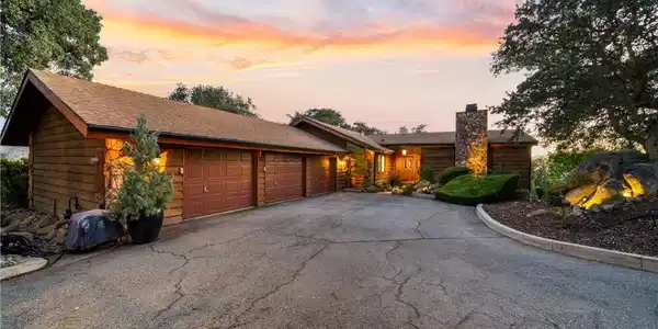 24100 Sorrel Court