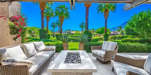 74648 Arroyo Drive