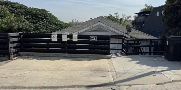 1566 Rollins