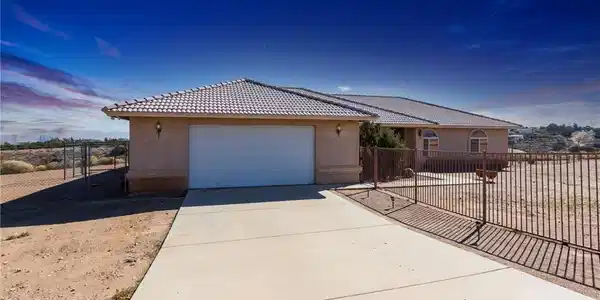 8605 Cantel Court