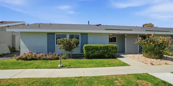 3685 Vista Campana N