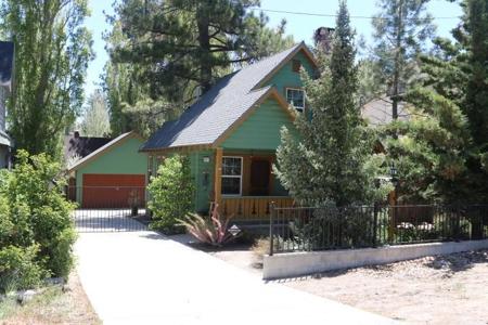 593 Lynn Road