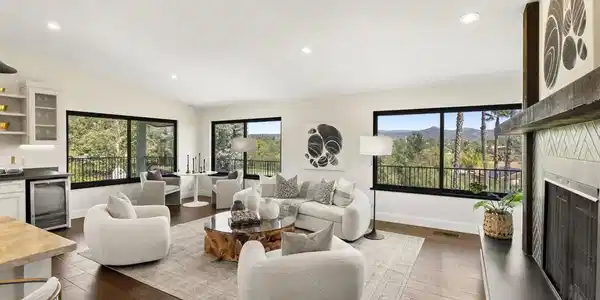 1080 Landavo Rancho Rd