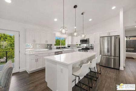 68880 Lozano Court