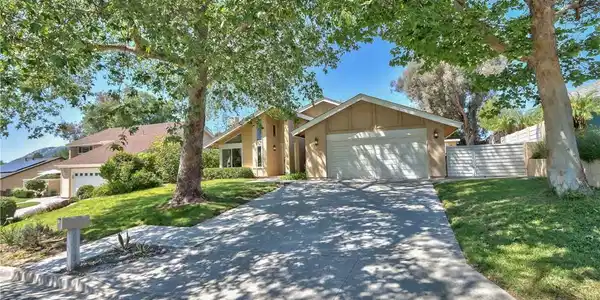 30233 Villa Alturas