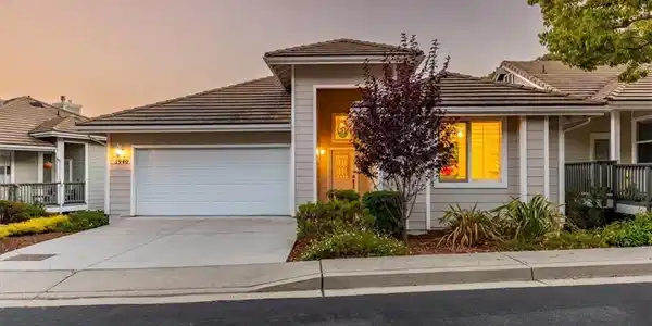 1940 SongBird Street