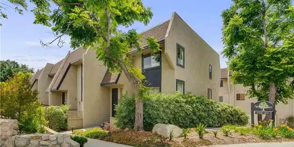 2710 Piedmont