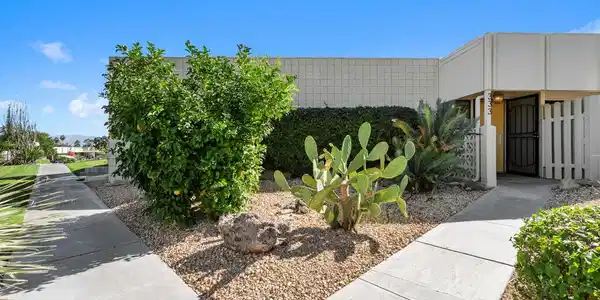 333 Sandpiper Street