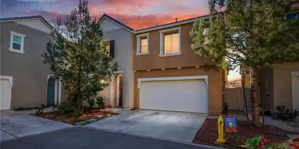 925 Bluebell Way