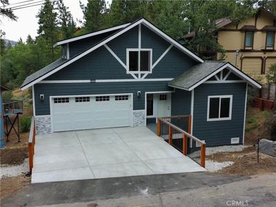 810 Villa Grove Avenue