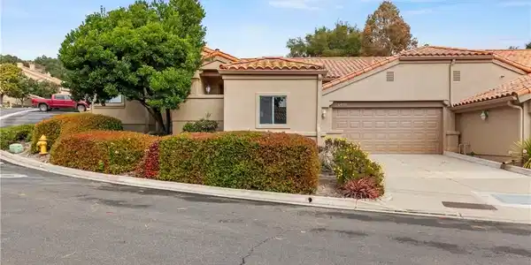 6490 Twinberry Circle