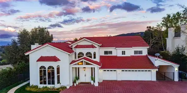 4020 Clarinda Drive