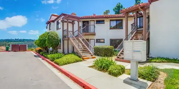 6970 Sandpiper Place
