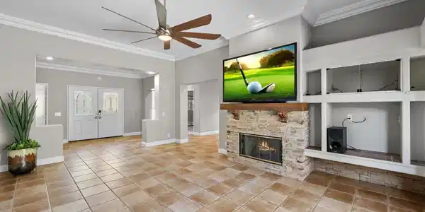 48543 Via Encanto