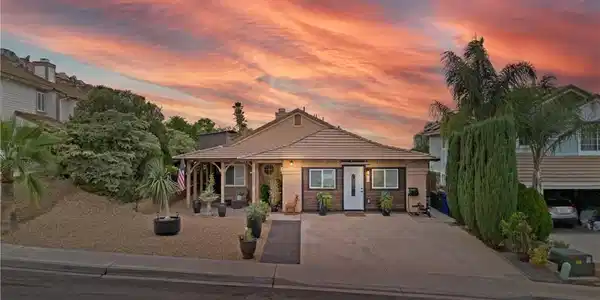12080 Redwood Dr