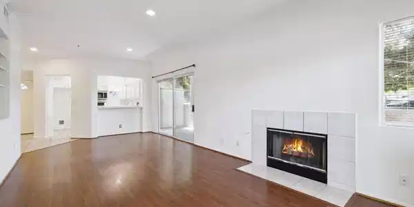 2732 Borchard Road