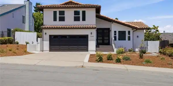 1040 Capistrano Court