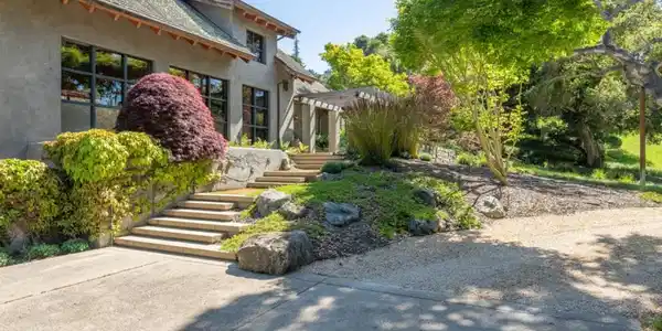5441 Quail Meadows Drive