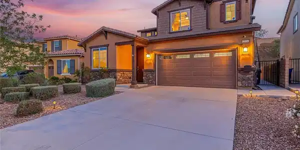 2534 Mapleleaf Terrace