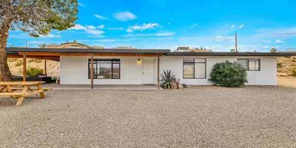 73081 29 Palms