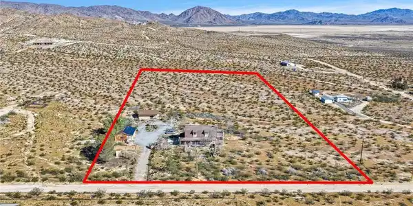 31420 Rabbit Springs Lane