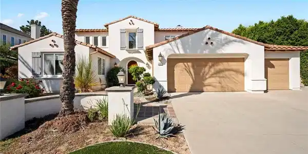 3262 Bluebird Circle