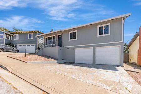 3810 Coronado Way