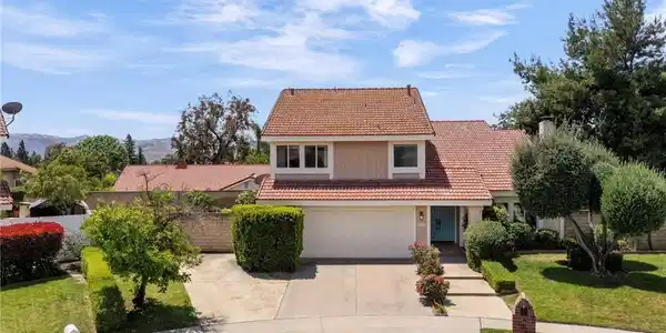 3016 Daphney Court