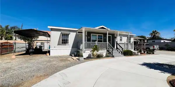 25744 W Winds