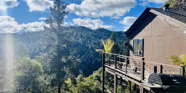 7946 Hearst Willits Rd Road