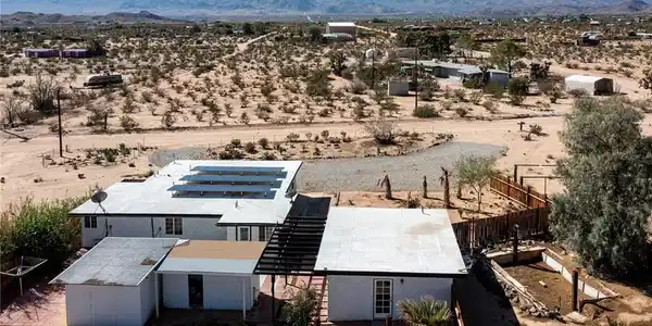 62932 Shifting Sands