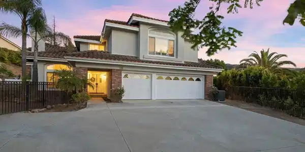 1868 Crystal View Circle