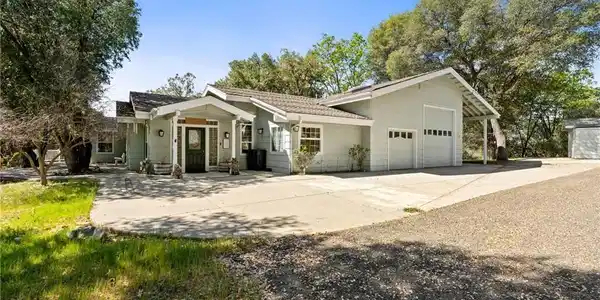 6657 Deer Park