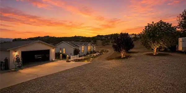 42913 rolling hills dr
