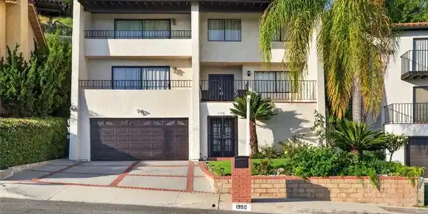 1350 E Tujunga