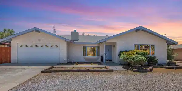 56869 Mountain View Trail