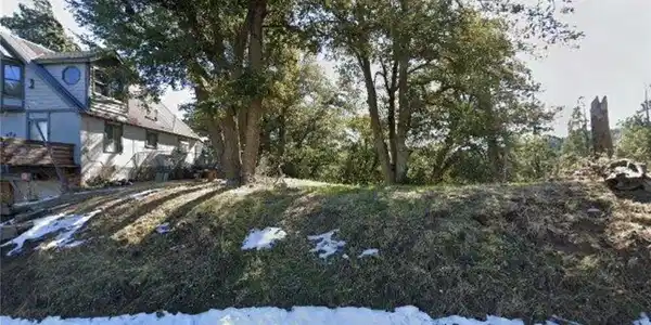 820 Buck Dr