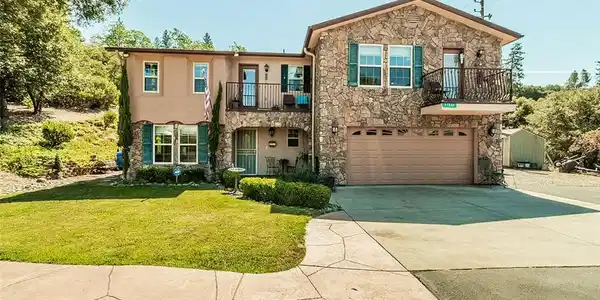 51535 Ponderosa Way
