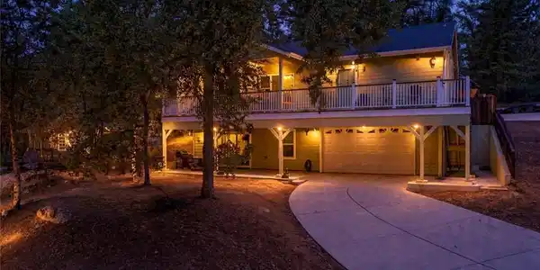 48441 Woodbend Court