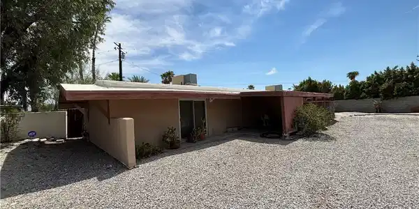 2300 N Cerritos Road