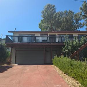 4588 Hawaina Way