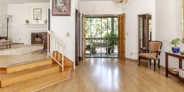 1313 Valley View Road