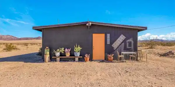 87101 29 Palms Highway