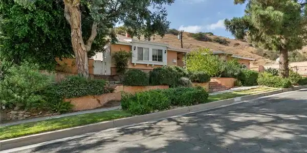 8515 Petaluma