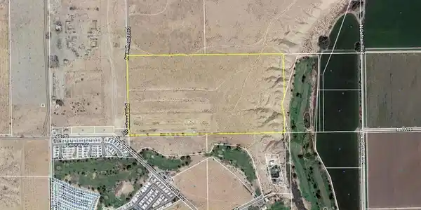 79 Acres on Arrowhead Boulevard