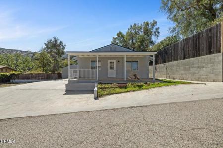 6015 Peppertree Lane